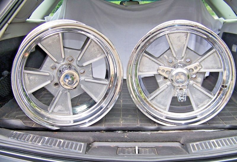 File:Shore-Calnevar-Cyclone-wheels-for-sale.jpg