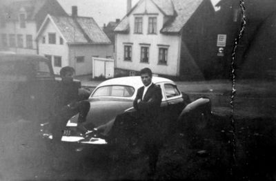 Arvi-hanninen-1949-checker-cab3.jpg