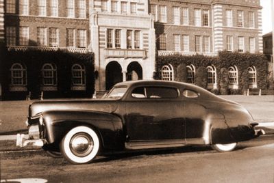 Gil-ayala-1942-Ford.jpg