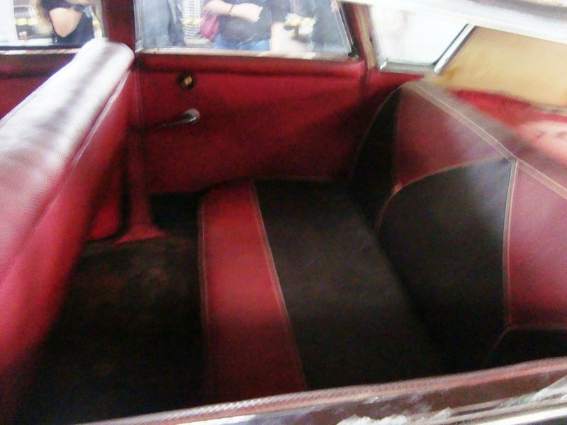 File:Tucker-1035-4.jpg