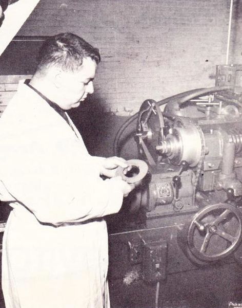 File:Giovannoni-racing-cams5.jpg