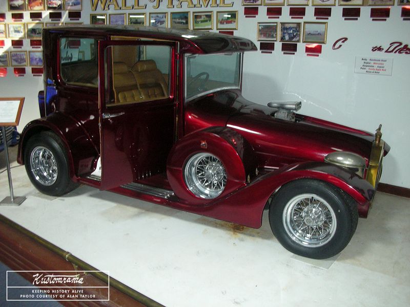 File:Darryl-starbird-hall-of-fame-museum-006.jpg