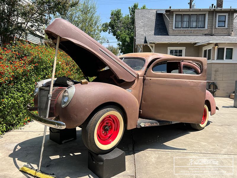 File:Erik-chaputa-1940-ford-custom20.jpg