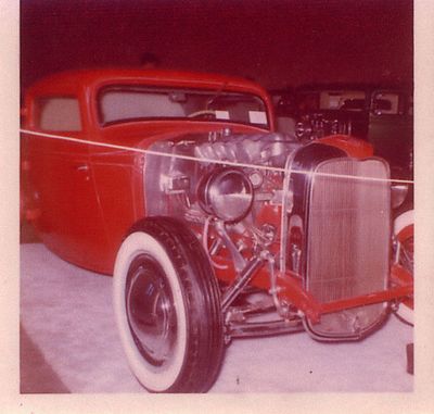 Andy-kassa-1932-ford-red.jpg