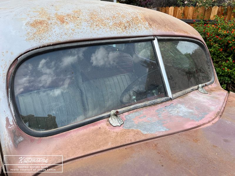 File:Erik-chaputa-1940-ford-custom18.jpg