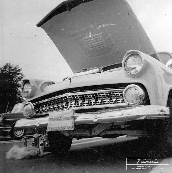File:Towers-car-show-1950s-no3.jpg