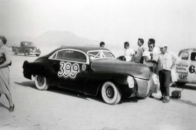 Gil-ayala-1940-mercury-racing.jpg