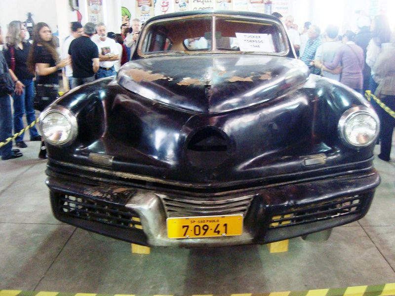 File:Tucker-1035-2.jpg
